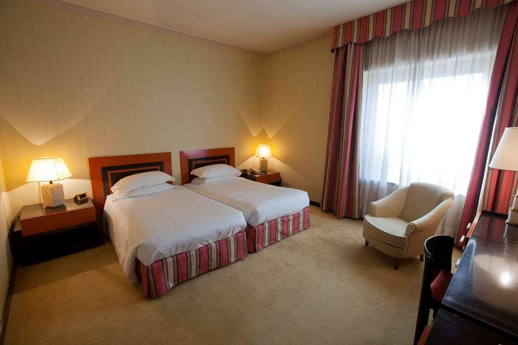 Moevenpick Hotel Bari Pokój zdjęcie