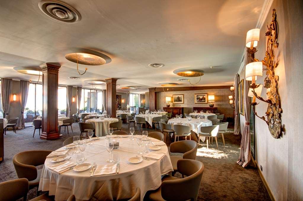 Moevenpick Hotel Bari Restauracja zdjęcie