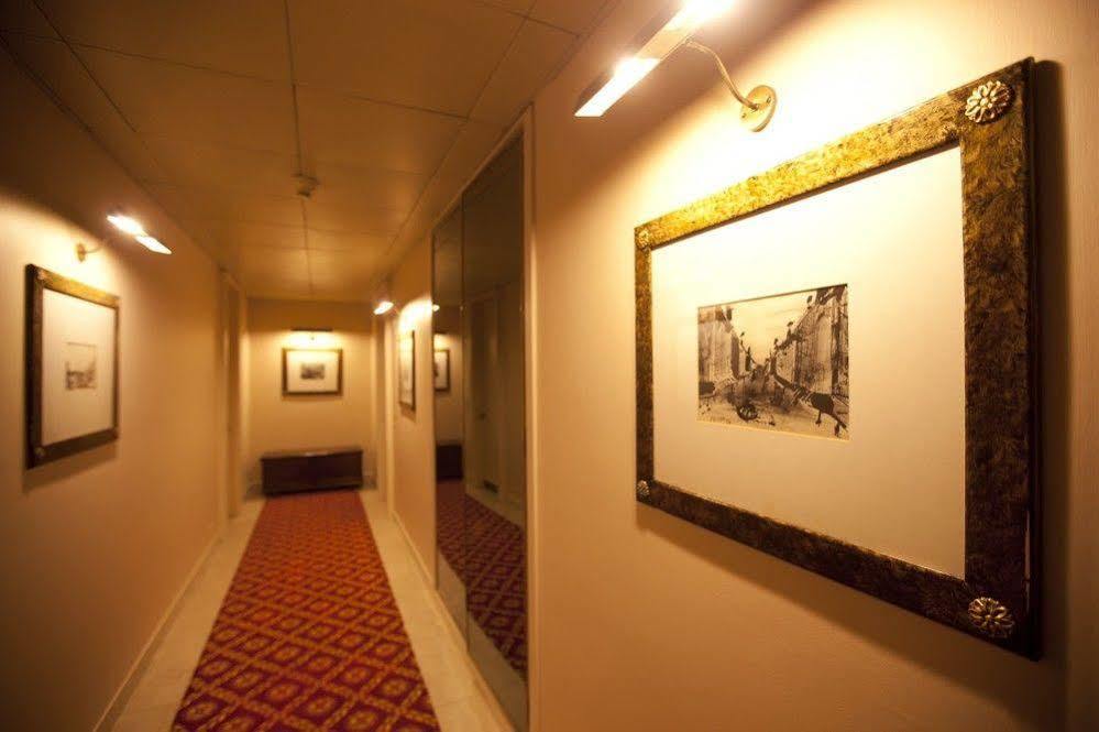 Moevenpick Hotel Bari Zewnętrze zdjęcie
